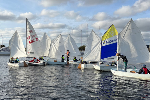 0DE473E0-80D7-48CA-B09A-7E7B931E6D4C (1)