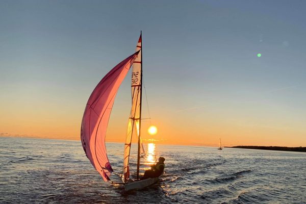 cropped-jollesegling2-scaled-1.jpg (1)