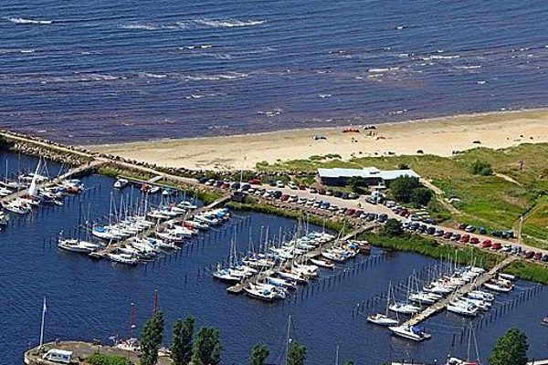 cropped-cropped-cropped-hamnen-flygfoto-1-1-1.jpg (1)