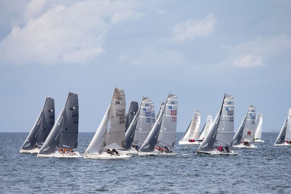 FB-03-2000×1200-1 (1)