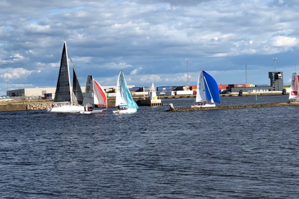 Starten har gått (1)