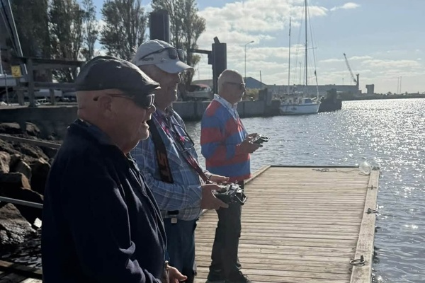 Radiosegling 1 Bryggan